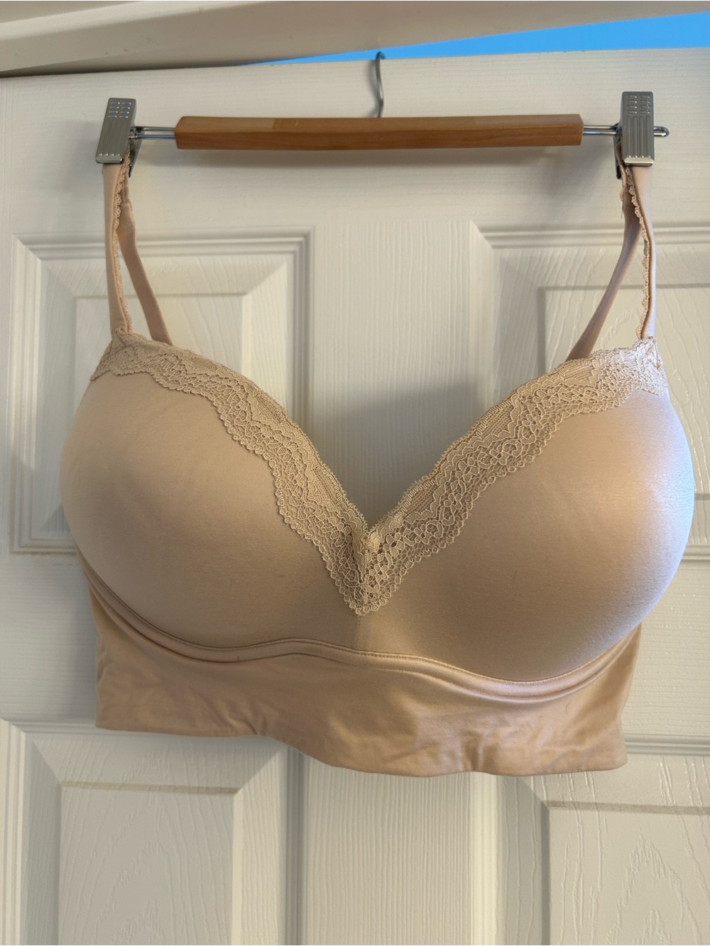 Lace-Trim Smooth Nude Comfort Bra